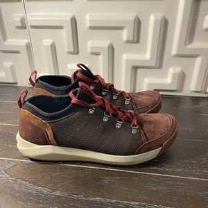 LL bean vista low hiking shoes men’s 9.5